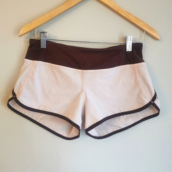Lululemon Speed Up Low-Rise Short - Picture 2 of 7